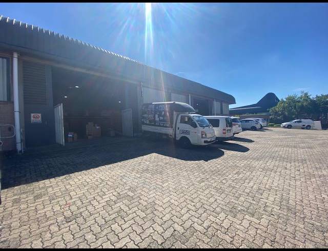 1,878M² WAREHOUSE TO LET IN NEW GERMANY